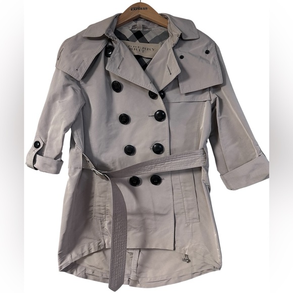 Burberry Jackets & Blazers - Burberry Knightsdale Double-Breasted Trench Coat Rain Jacket - Size 4